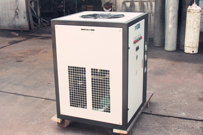 工業(yè)冷水機廠哪家比較好？