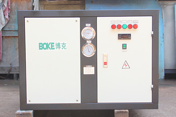 為什么工業(yè)冷水機(jī)會(huì)出現(xiàn)跑油現(xiàn)象？